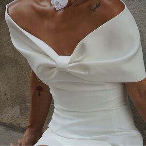 Meshki Gwyneth dress